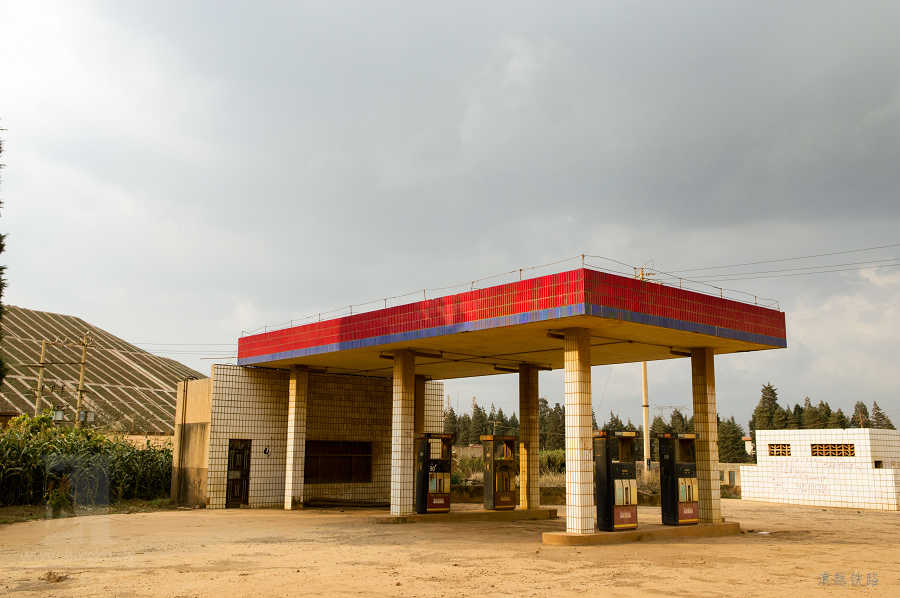 ļվ