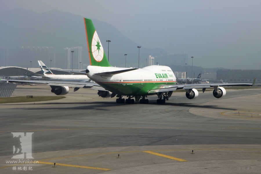 ̨峤ٺ(EVA AIR)