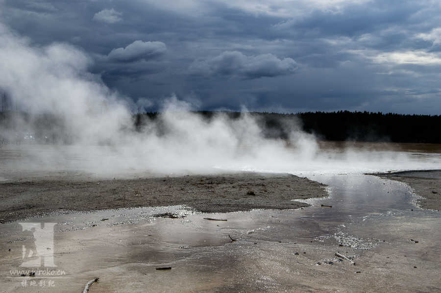 :ʯ԰(Yellowston National Park)-мЪȪ(Midway)-Ĭ˹(Mammoth)-Ĵָ(West Thumb)-Ͽȴ(Canyon Village)