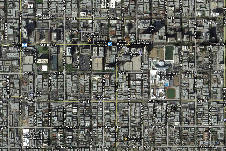 Wilshire Blvd