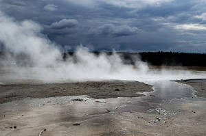 :ʯ԰(Yellowston National Park)-мЪȪ(Midway)-Ĭ˹(Mammoth)-Ĵָ(West Thumb)-Ͽȴ(Canyon Village)